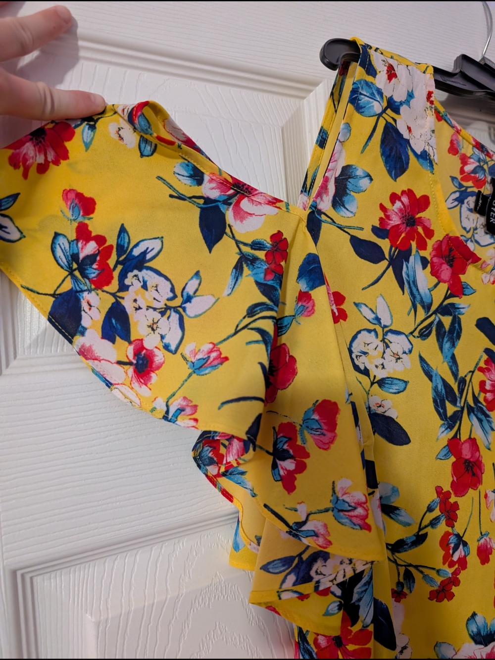 Yellow Floral Cold-Shoulder Ruffle Blouse - Picture 3 of 4